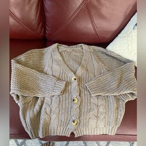 Knitted cardigan